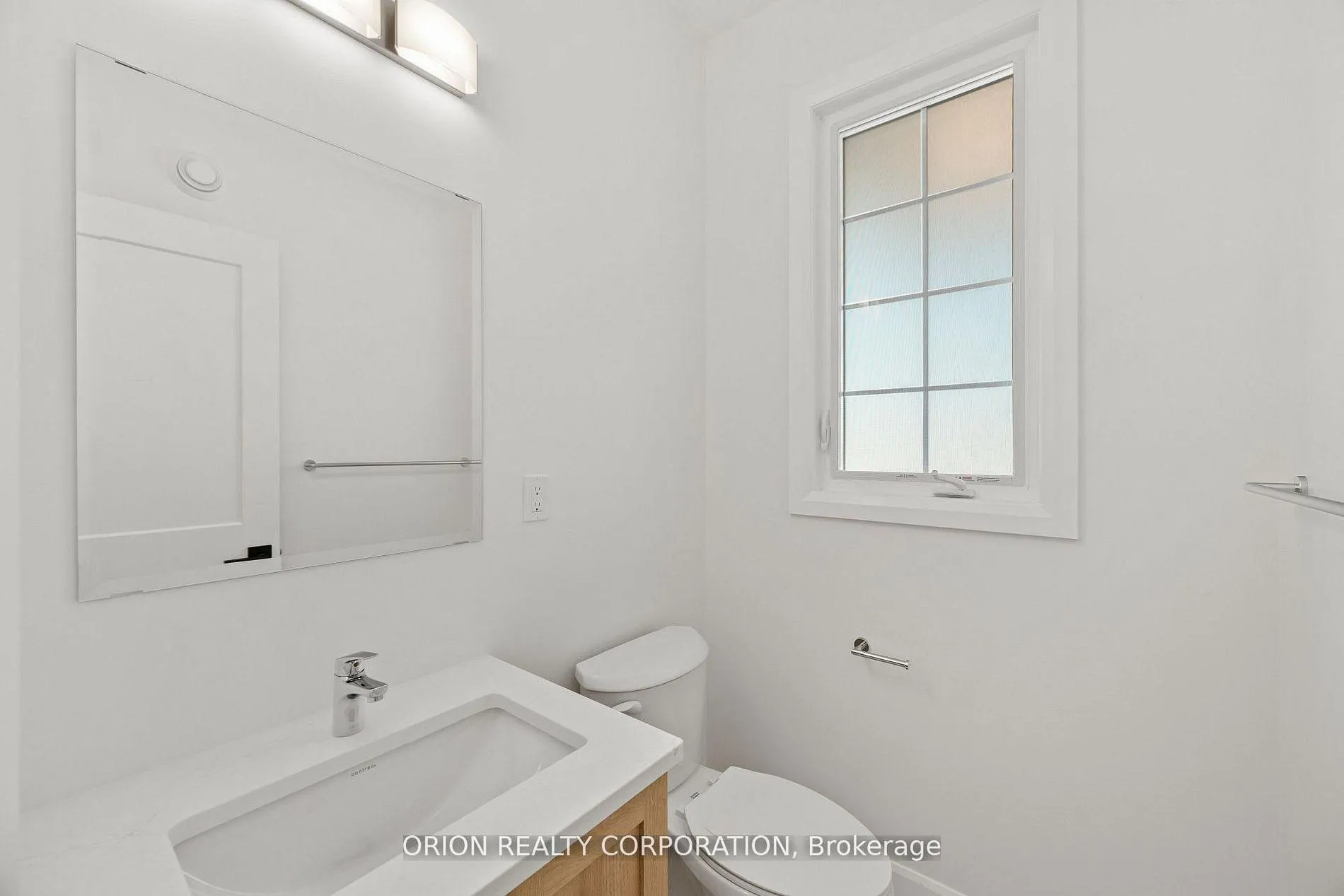 Photo 3 of 929 Goodwin Drive, Kingston, City Northwest — HOMEH