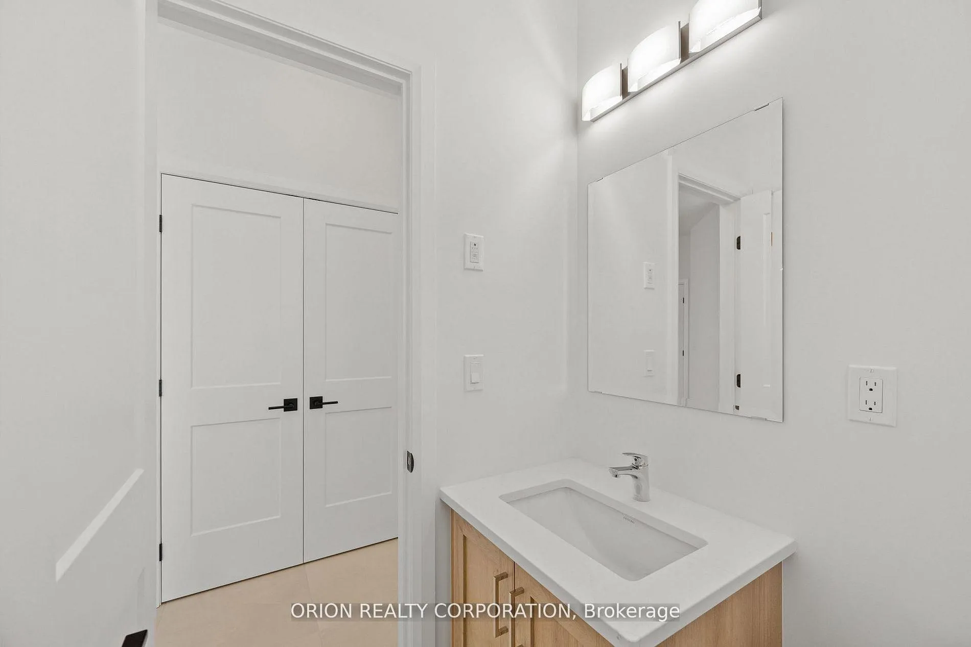Photo 4 of 929 Goodwin Drive, Kingston, City Northwest — HOMEH