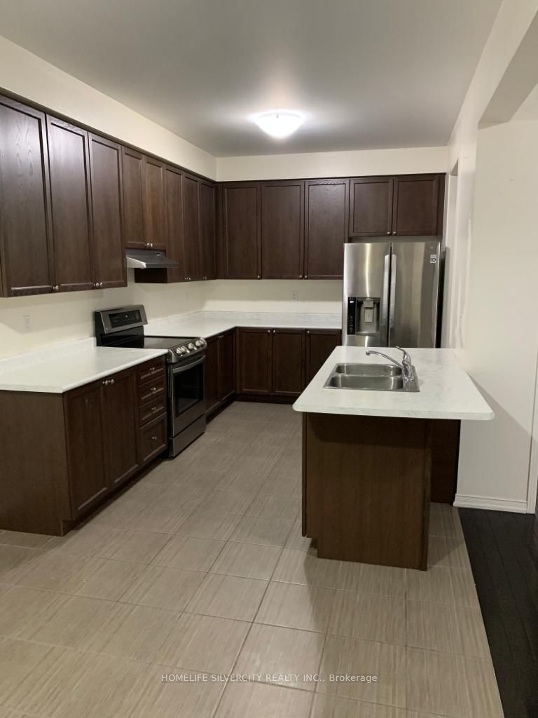 Photo 15 of 70 Loftsmoor Drive, Brampton, Sandringham-Wellington — HOMEH
