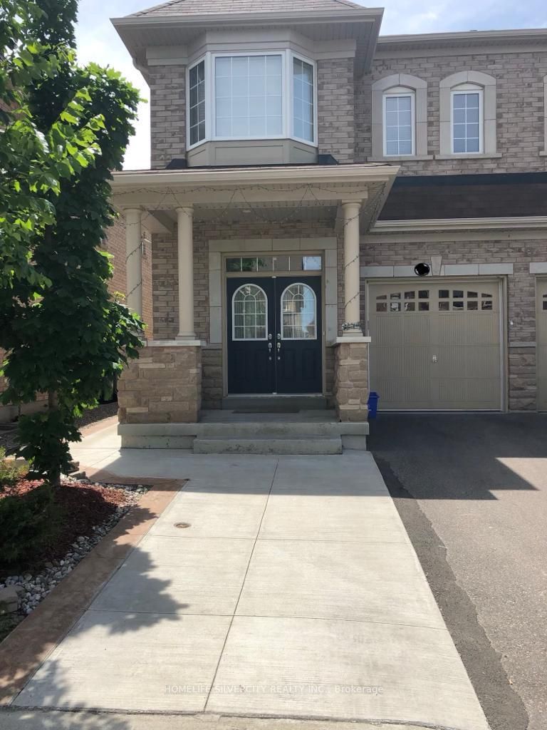 Photo 2 of 70 Loftsmoor Drive, Brampton, Sandringham-Wellington — HOMEH