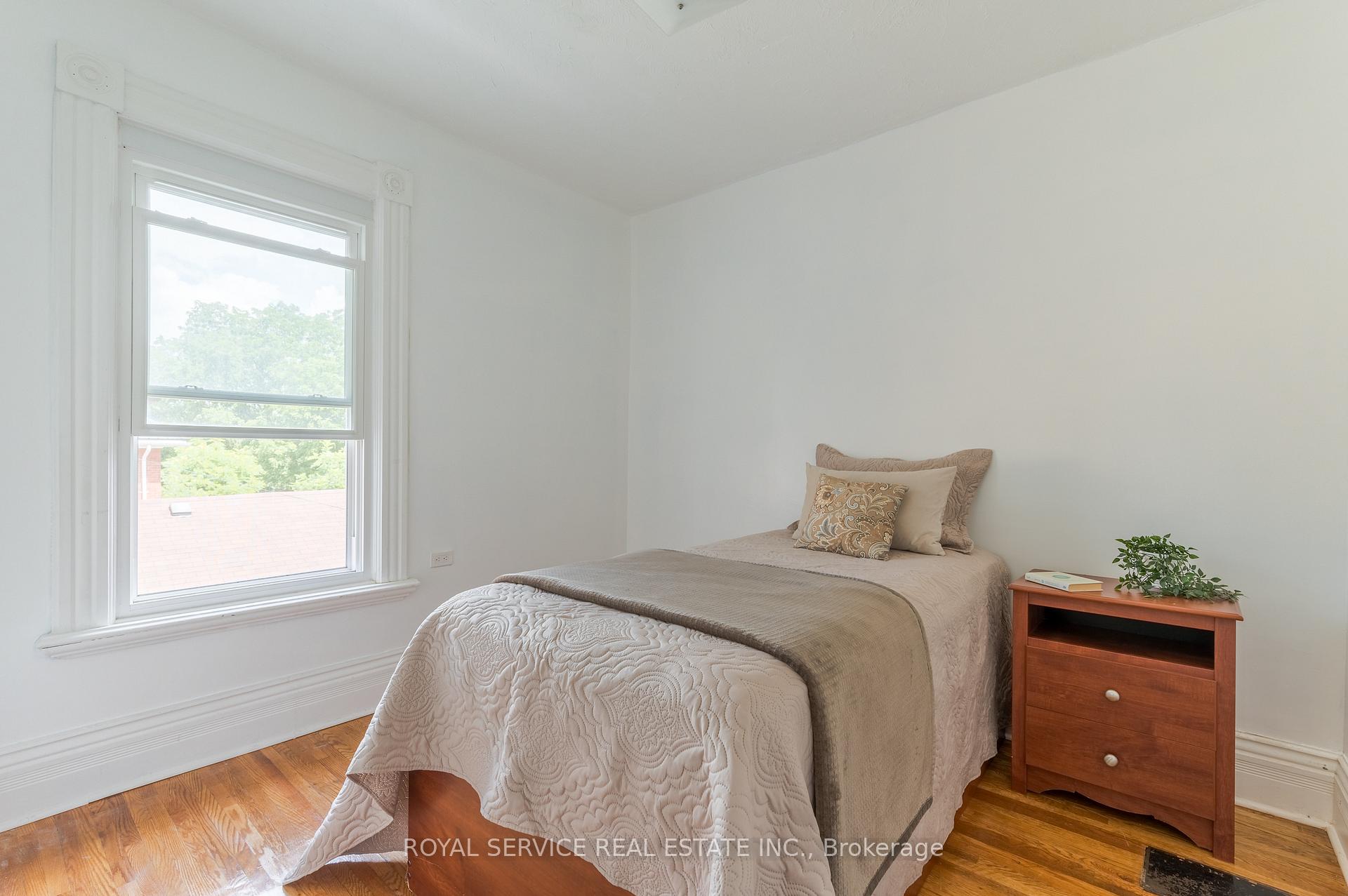 Photo 34 of 581 Sherbrooke Street, Peterborough, Town Ward 3 — HOMEH