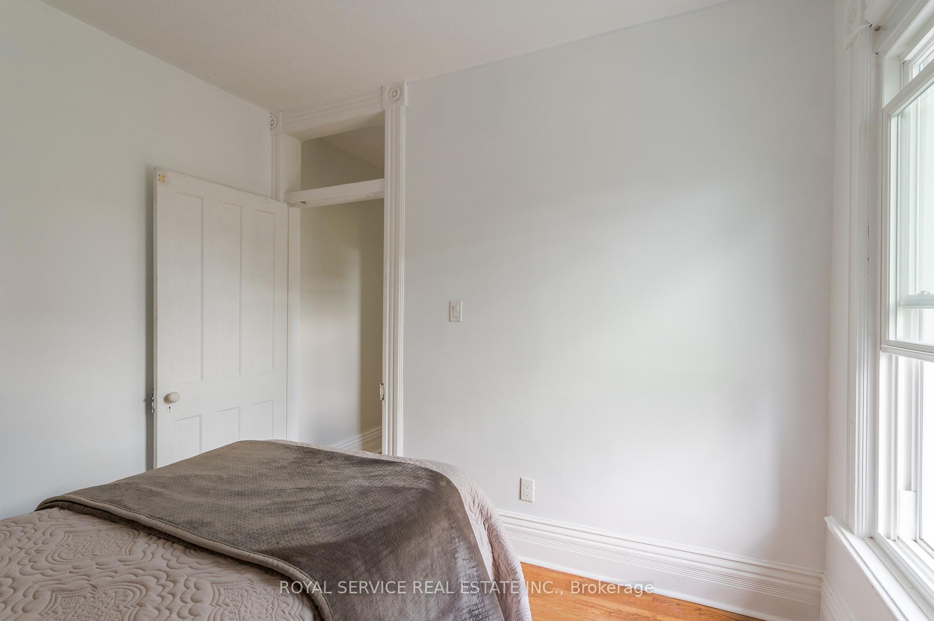 Photo 37 of 581 Sherbrooke Street, Peterborough, Town Ward 3 — HOMEH