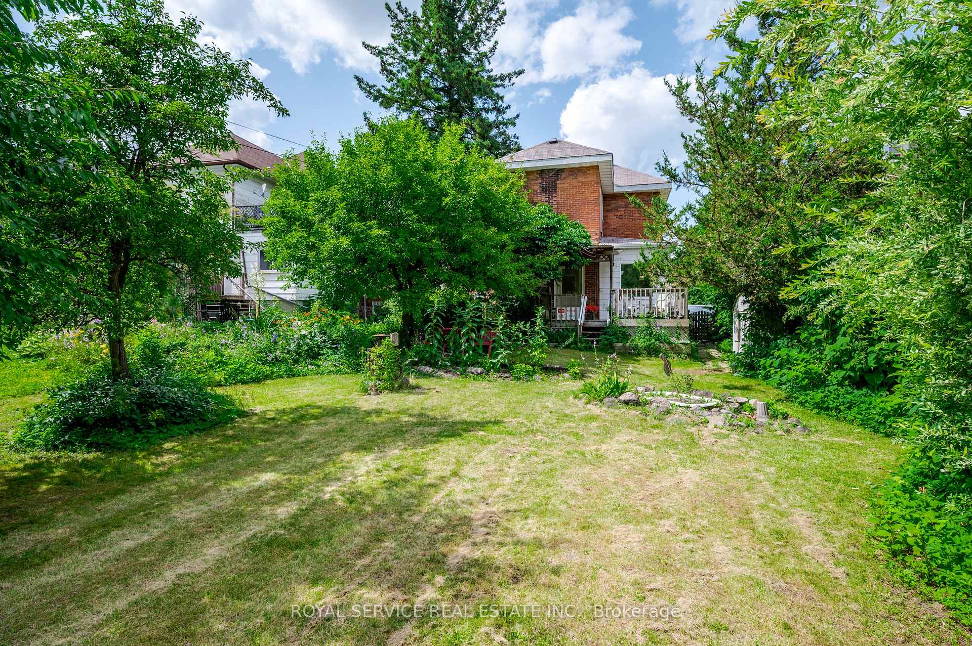 Photo 44 of 581 Sherbrooke Street, Peterborough, Town Ward 3 — HOMEH