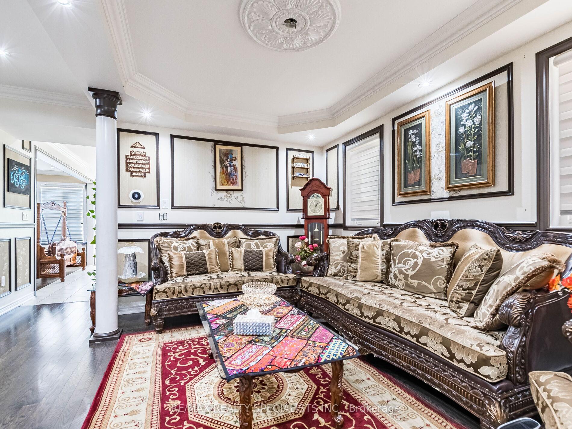 Photo 13 of 68 Antibes Drive, Brampton, Credit Valley — HOMEH