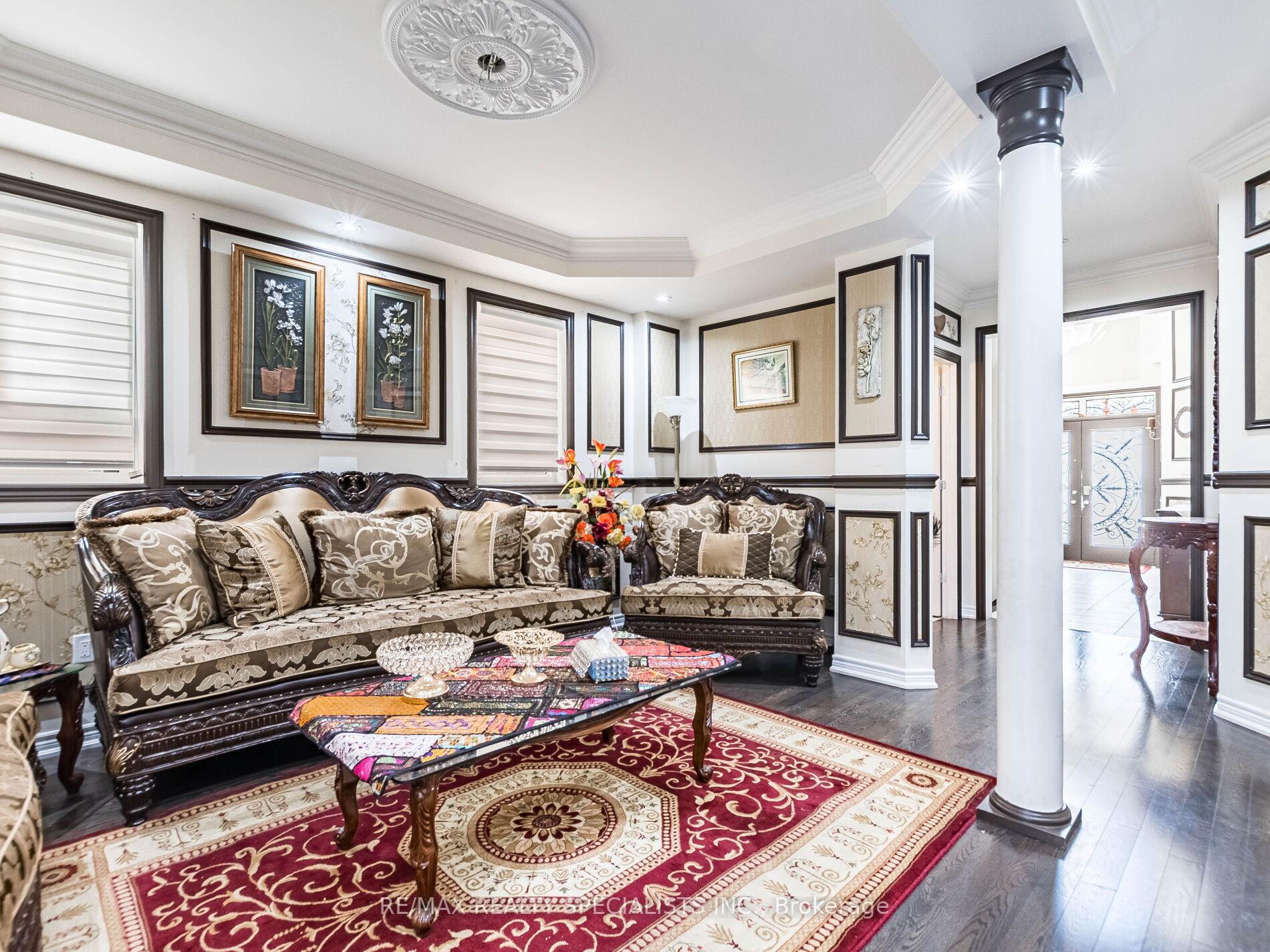 Photo 7 of 68 Antibes Drive, Brampton, Credit Valley — HOMEH