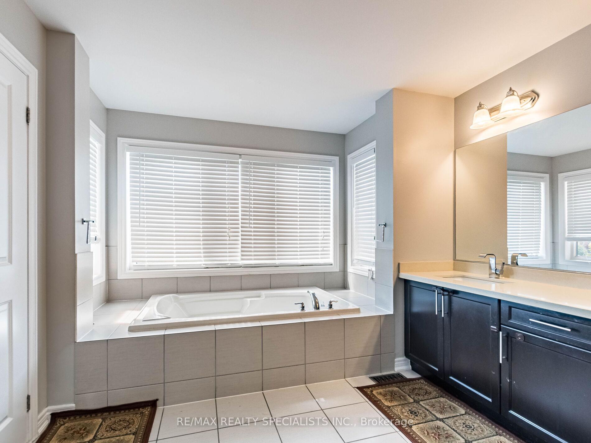 Photo 23 of 68 Antibes Drive, Brampton, Credit Valley — HOMEH