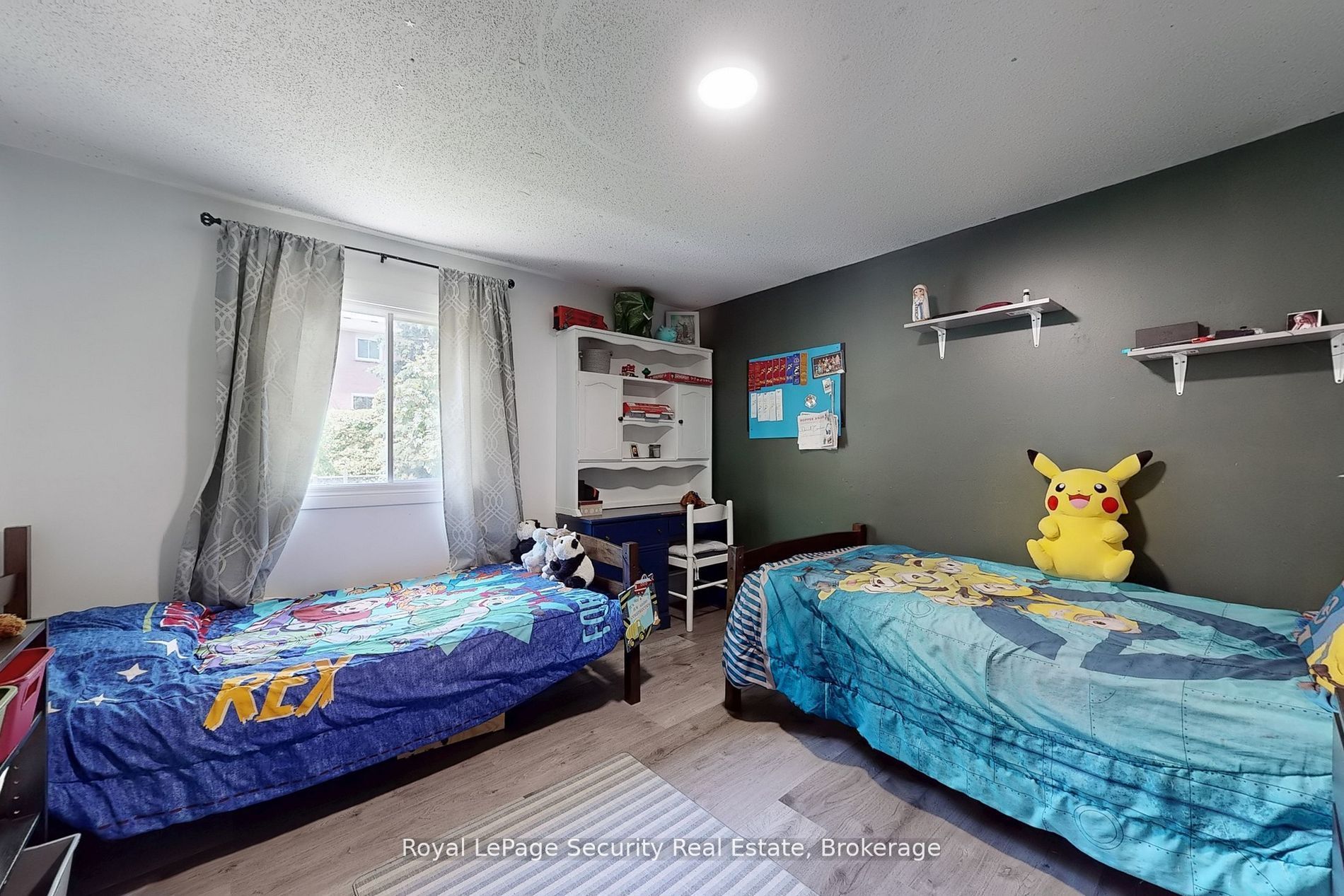 Photo 71 of 42 Gardiner Drive, Ajax, Central — HOMEH