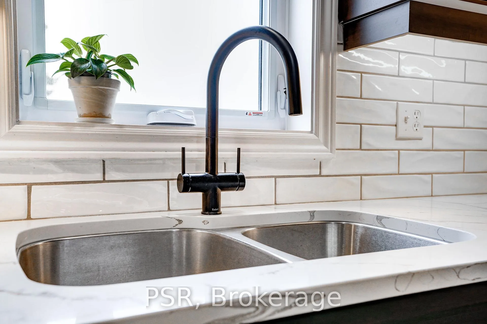 Photo 19 of 23247 Beattie Line, West Elgin, Rural West Elgin — HOMEH