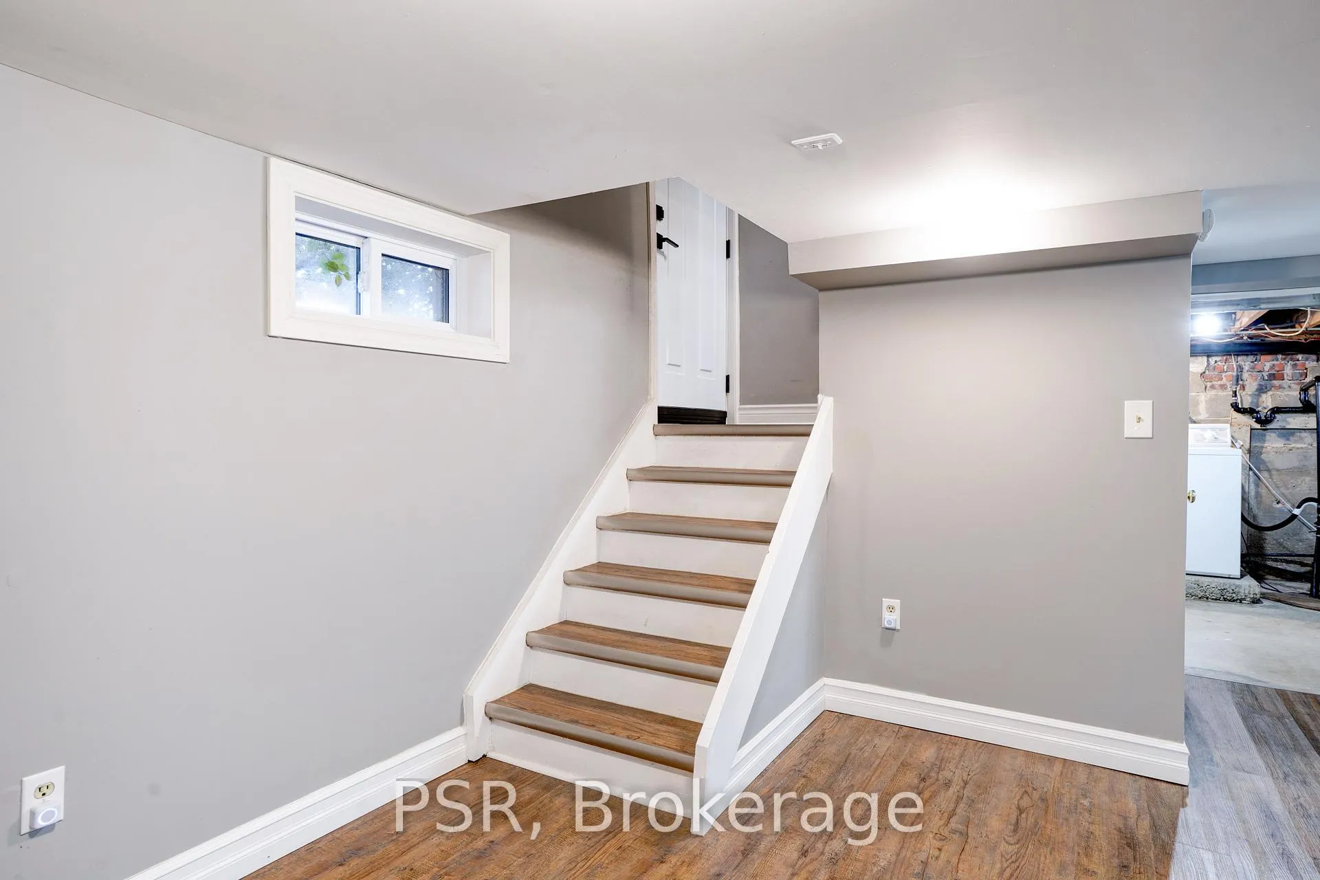 Photo 32 of 23247 Beattie Line, West Elgin, Rural West Elgin — HOMEH
