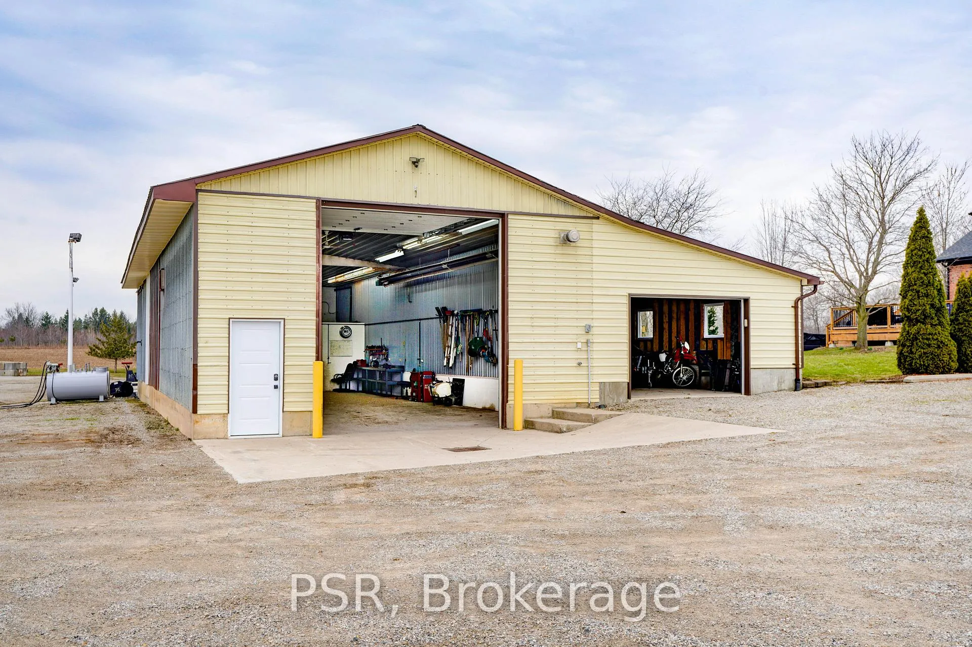 Photo 42 of 23247 Beattie Line, West Elgin, Rural West Elgin — HOMEH