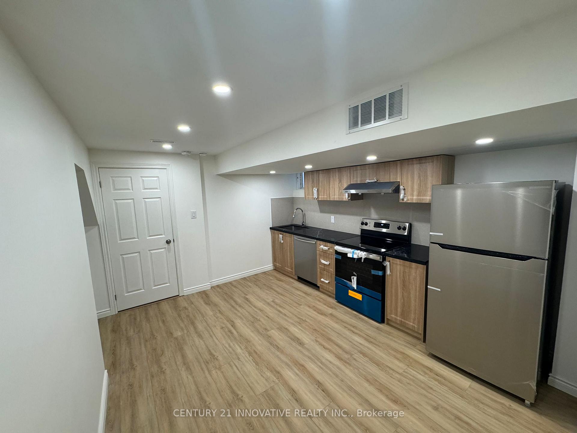 Photo 12 of Unit BSMT, 35 Creedon Crescent, Ajax, Northwest Ajax — HOMEH