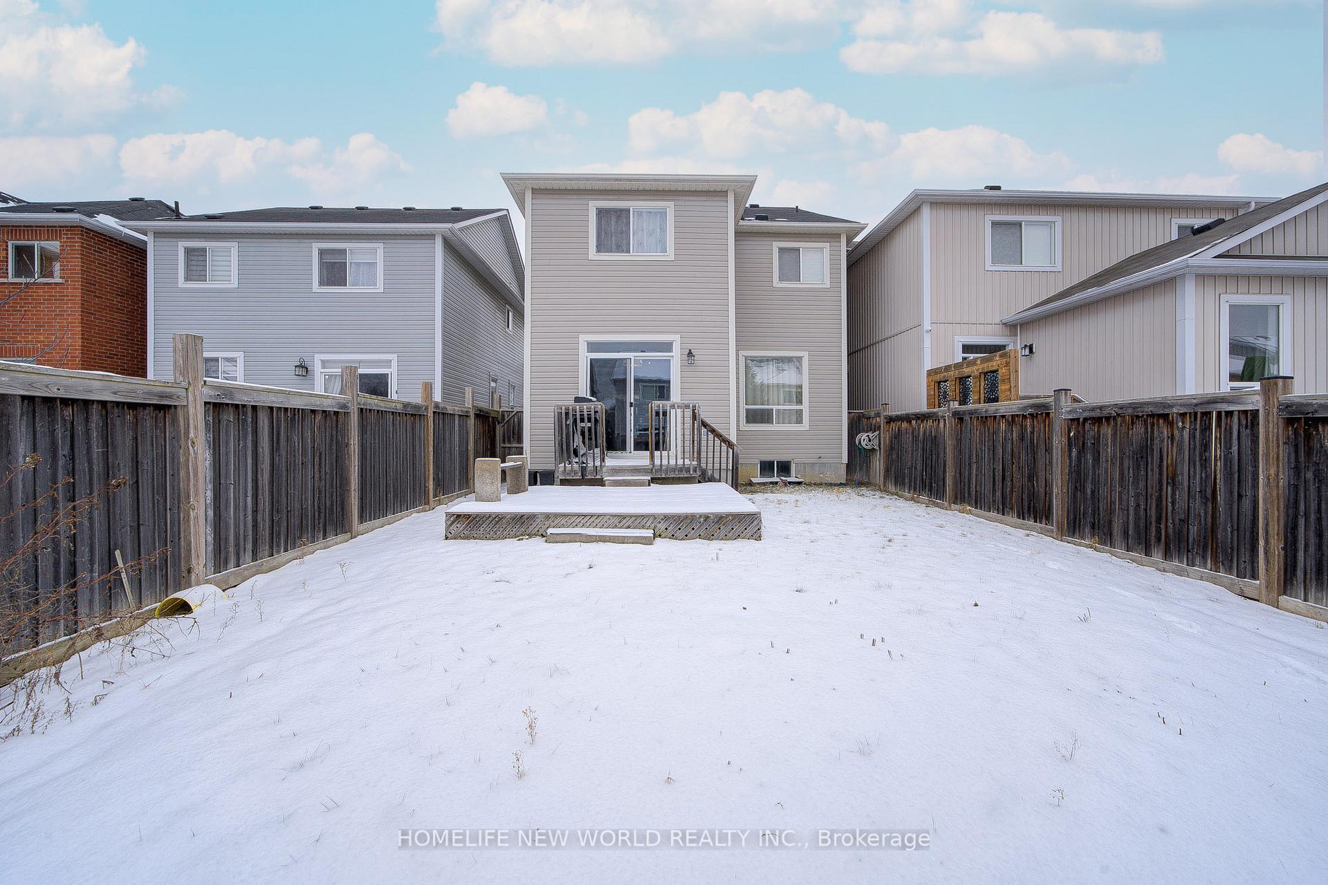 Photo 31 of 49 Chiswick Avenue, Whitby, Brooklin — HOMEH
