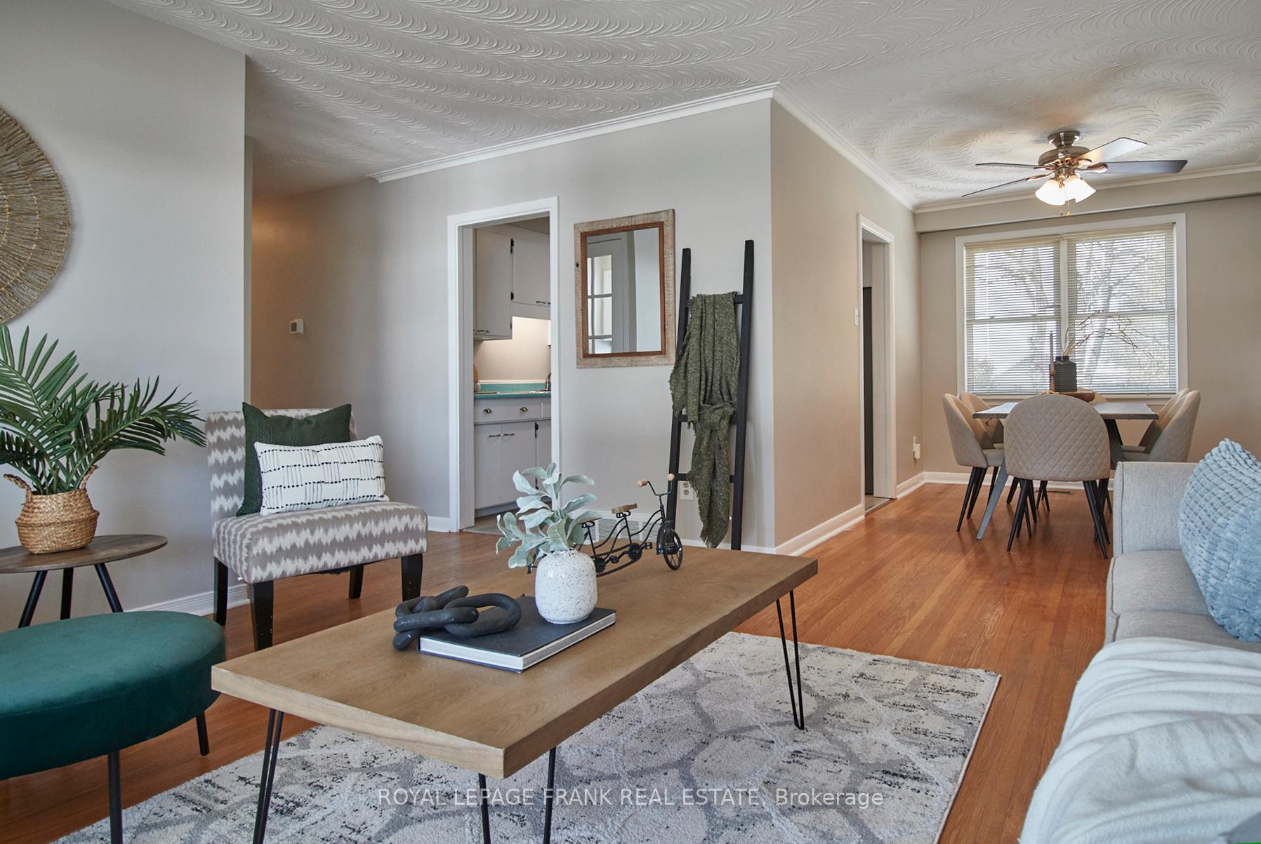 Photo 8 of 112 Bowman Avenue, Whitby, Blue Grass Meadows — HOMEH