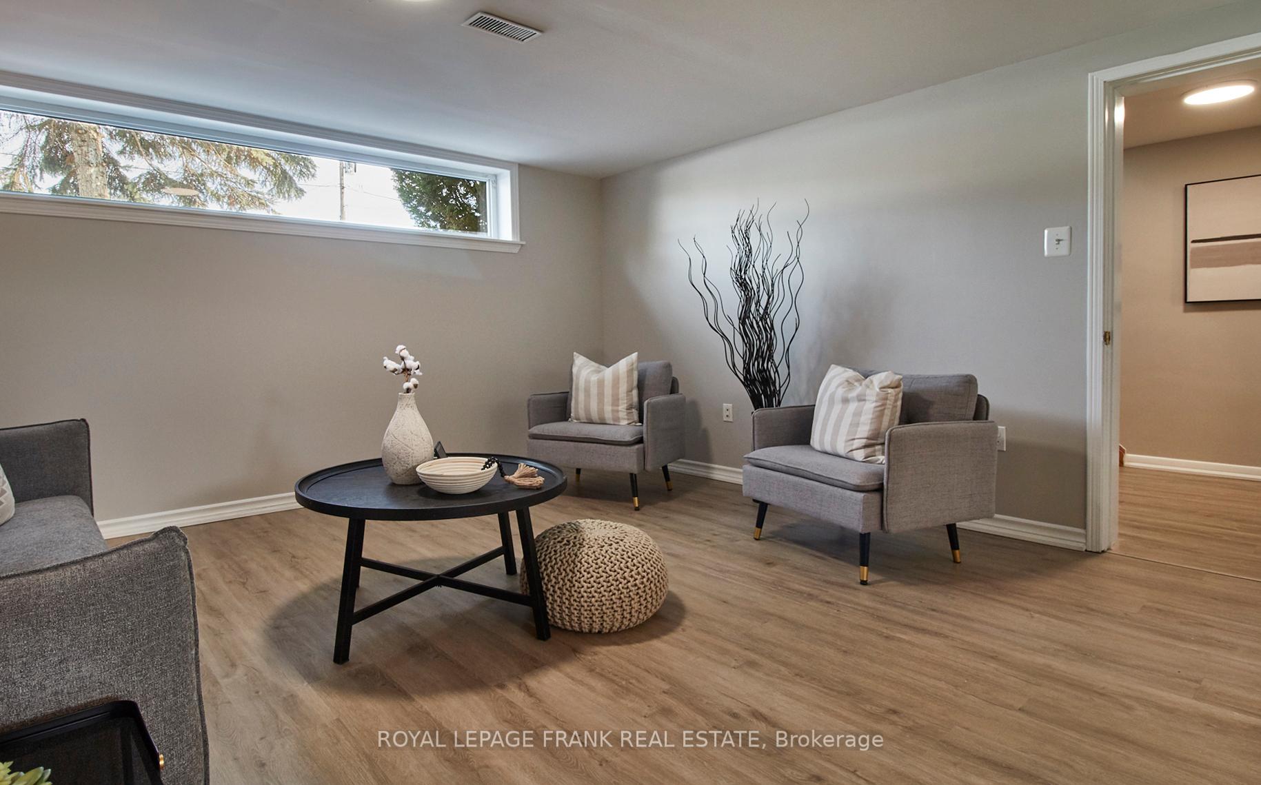 Photo 20 of 112 Bowman Avenue, Whitby, Blue Grass Meadows — HOMEH