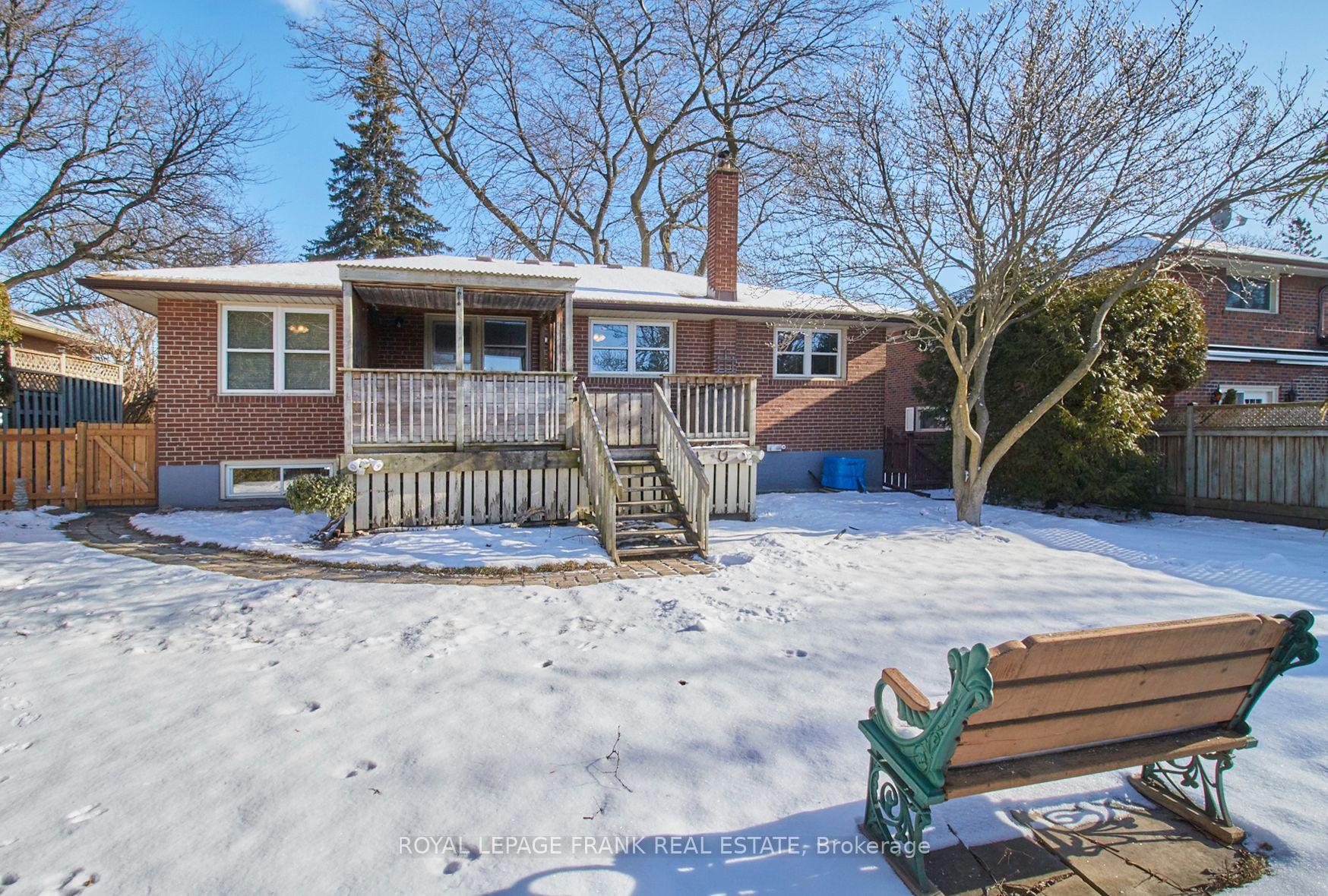 Photo 33 of 112 Bowman Avenue, Whitby, Blue Grass Meadows — HOMEH