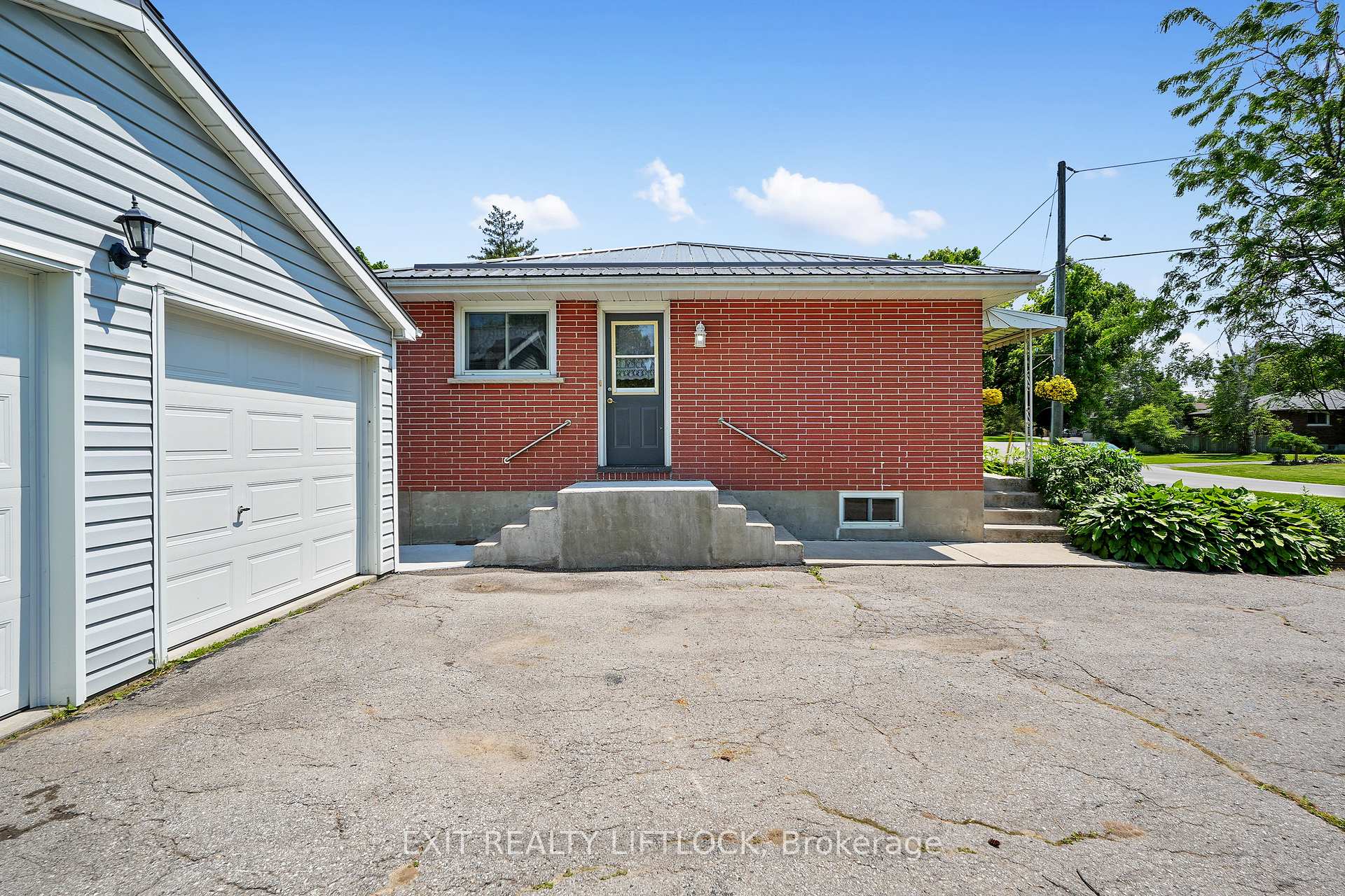 Photo 18 of 222 Collison Crescent, Peterborough, Ashburnham Ward 4 — HOMEH