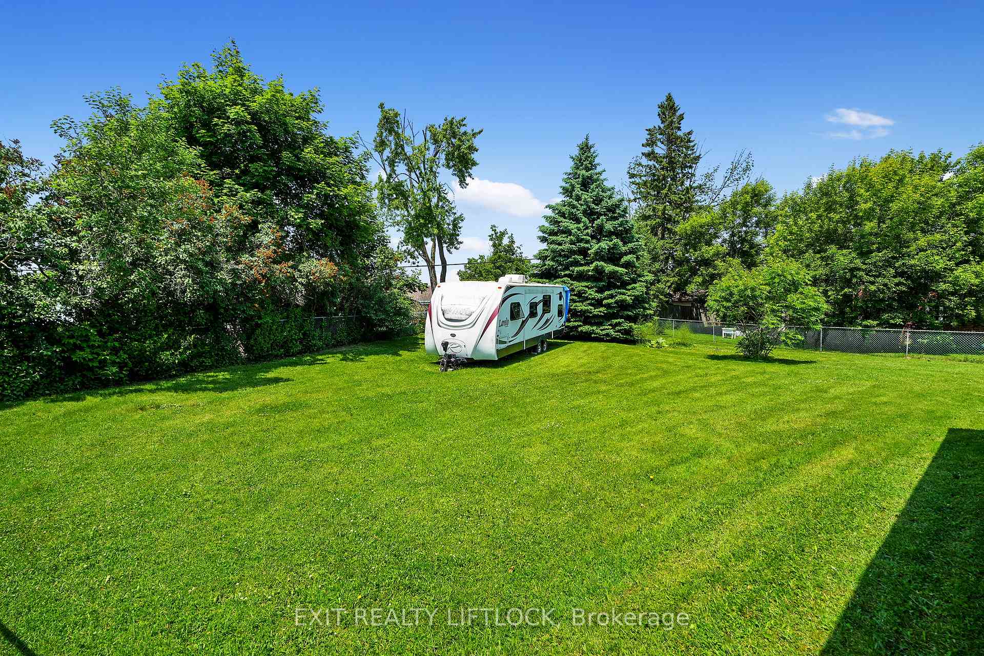 Photo 19 of 222 Collison Crescent, Peterborough, Ashburnham Ward 4 — HOMEH