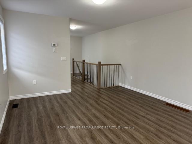 Photo 9 of 120 B Sienna Avenue, Belleville, Belleville Ward — HOMEH