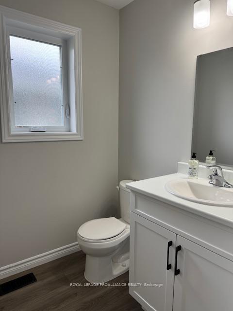 Photo 10 of 120 B Sienna Avenue, Belleville, Belleville Ward — HOMEH