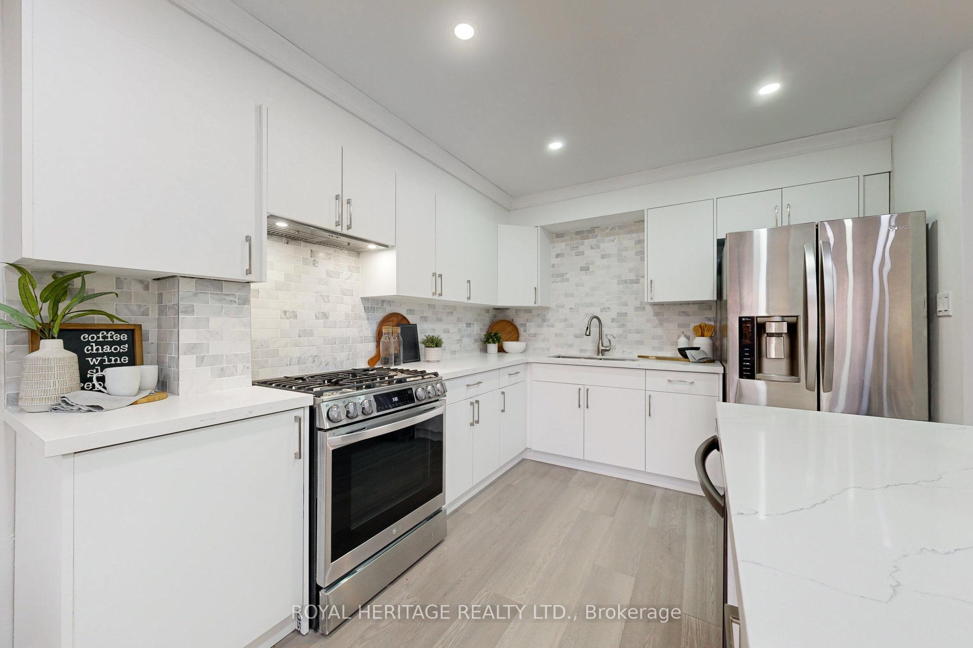 Photo 7 of 83 Presley Crescent, Whitby, Williamsburg — HOMEH