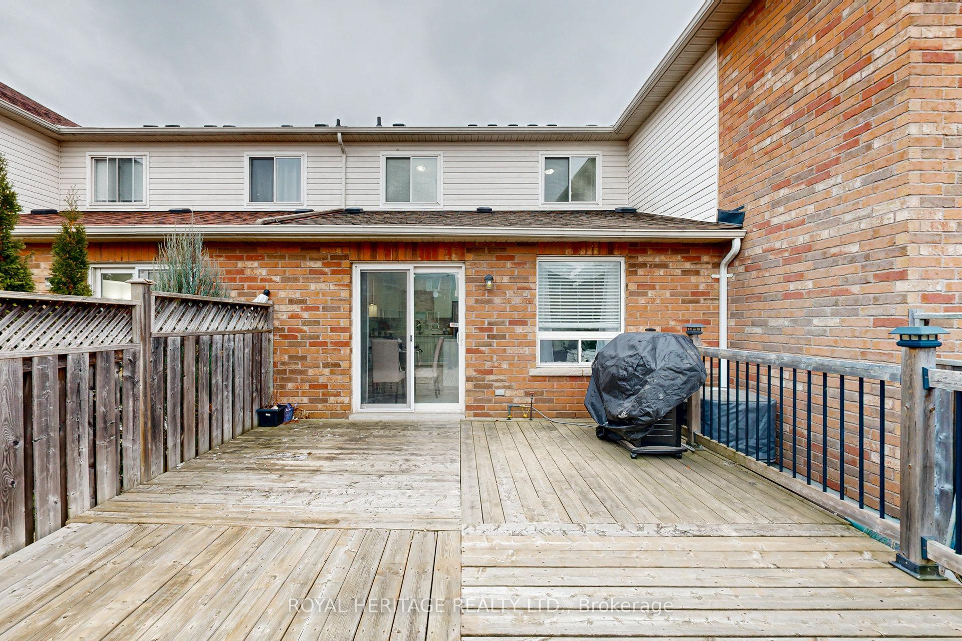 Photo 17 of 83 Presley Crescent, Whitby, Williamsburg — HOMEH