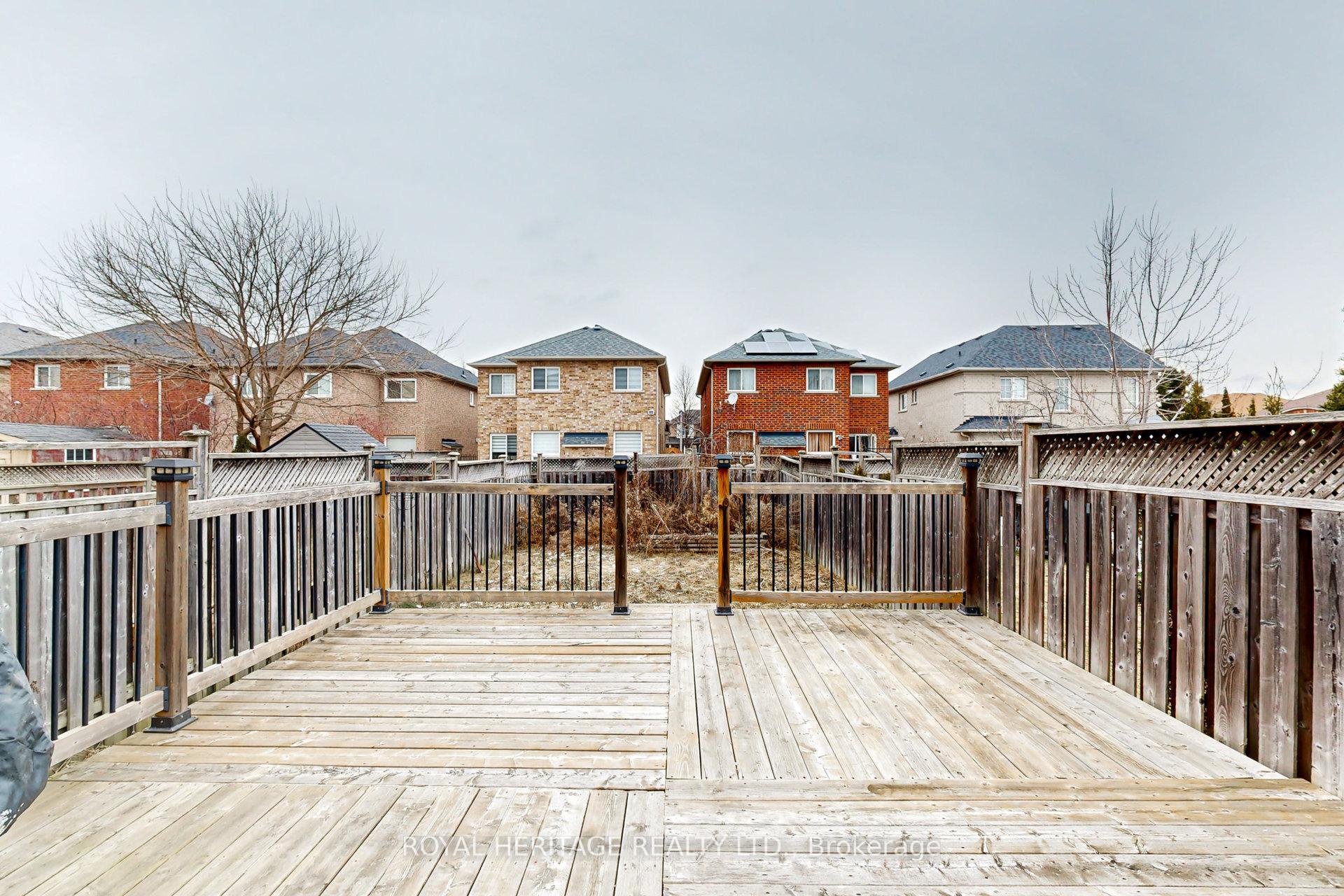 Photo 18 of 83 Presley Crescent, Whitby, Williamsburg — HOMEH