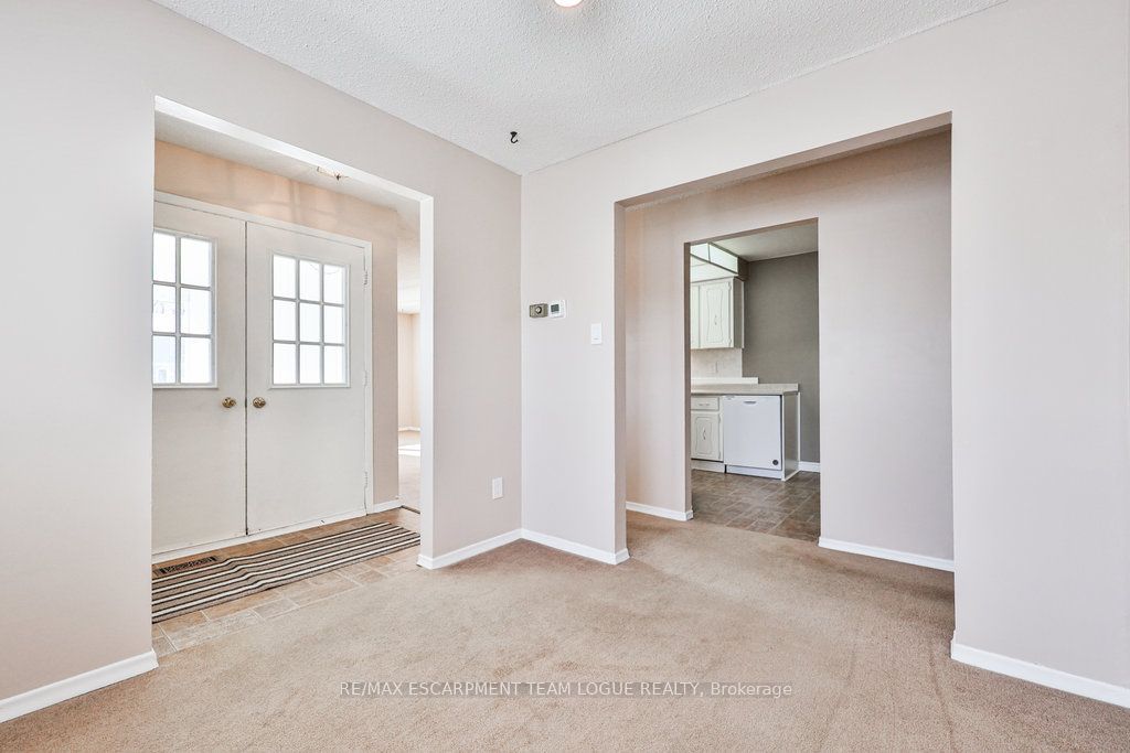 Photo 46 of 2251 Manchester Drive, Burlington, Brant Hills — HOMEH