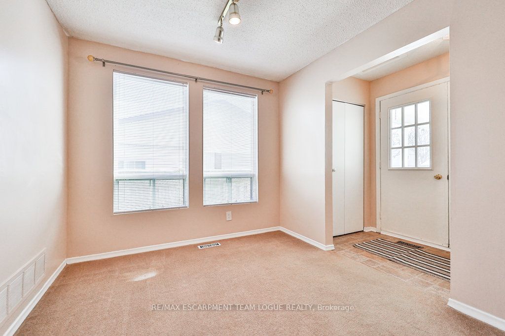 Photo 44 of 2251 Manchester Drive, Burlington, Brant Hills — HOMEH