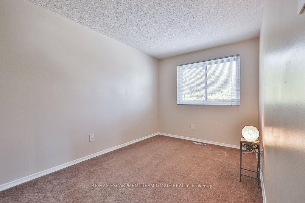 Photo 55 of 2251 Manchester Drive, Burlington, Brant Hills — HOMEH