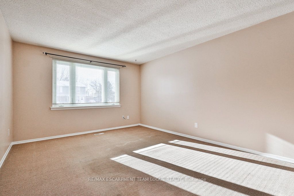 Photo 47 of 2251 Manchester Drive, Burlington, Brant Hills — HOMEH