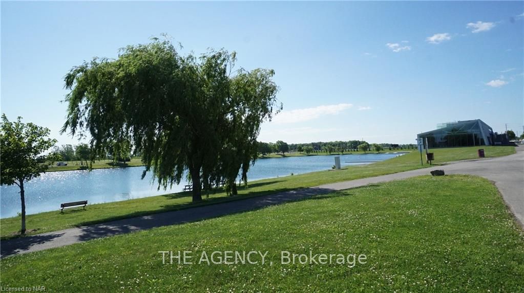 Photo 6 of 26 Shaw Street, Welland, Broadway — HOMEH