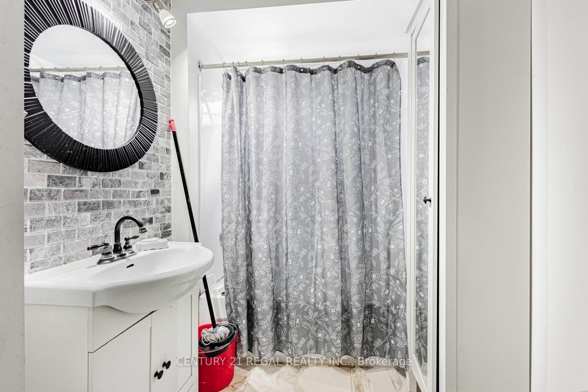 Photo 11 of 533 Howard Street, Oshawa, Central — HOMEH