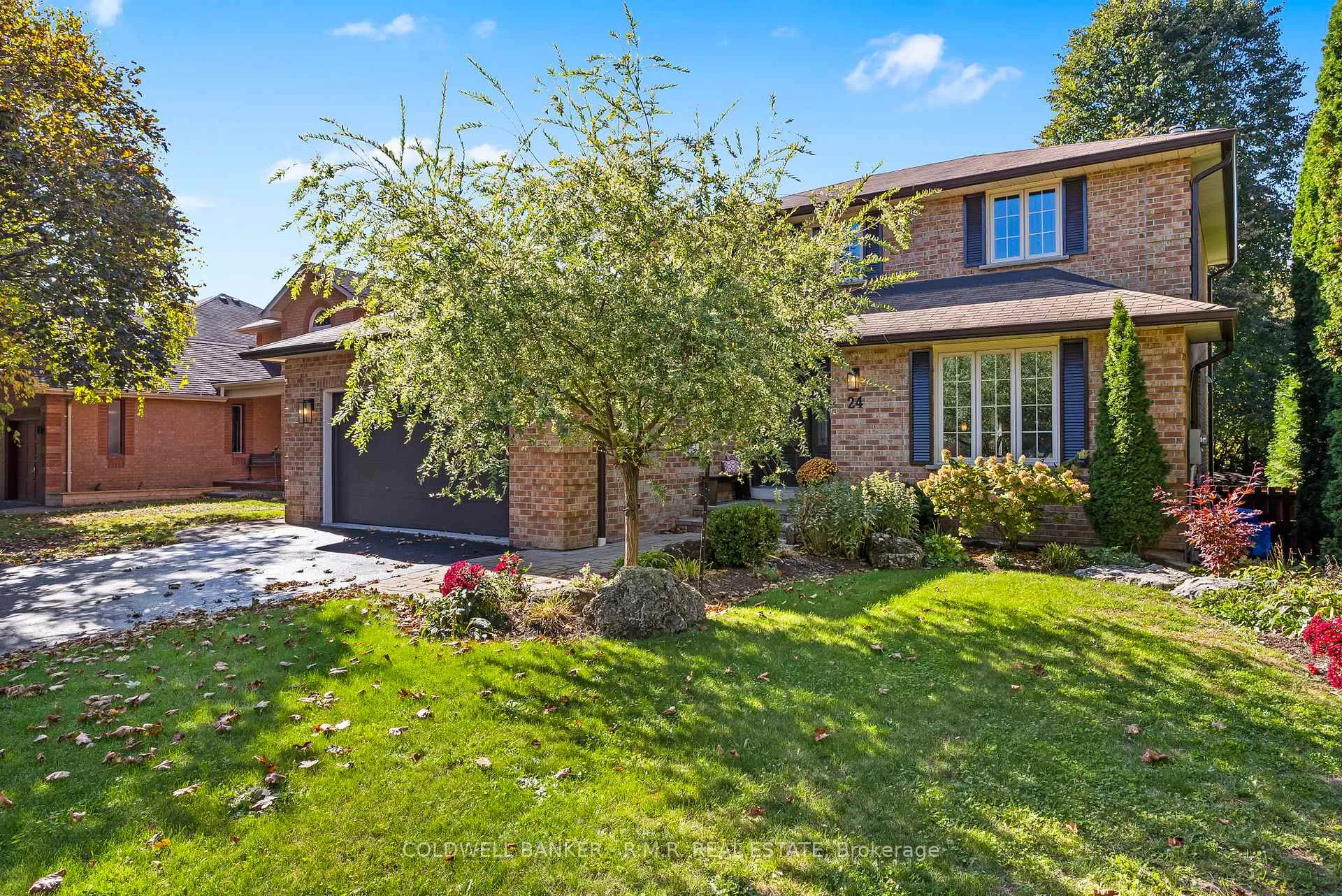 Photo 1 of 24 Testa Road, Uxbridge — HOMEH