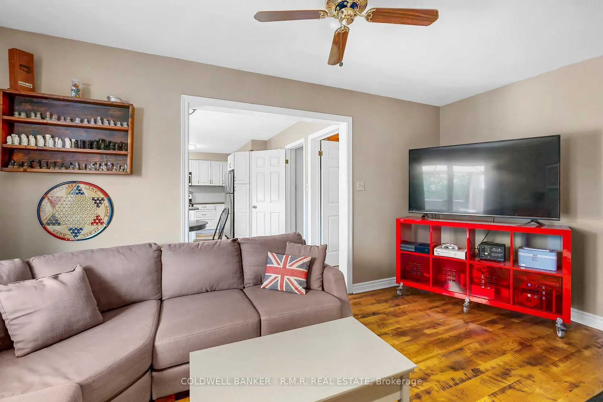 Photo 17 of 24 Testa Road, Uxbridge — HOMEH