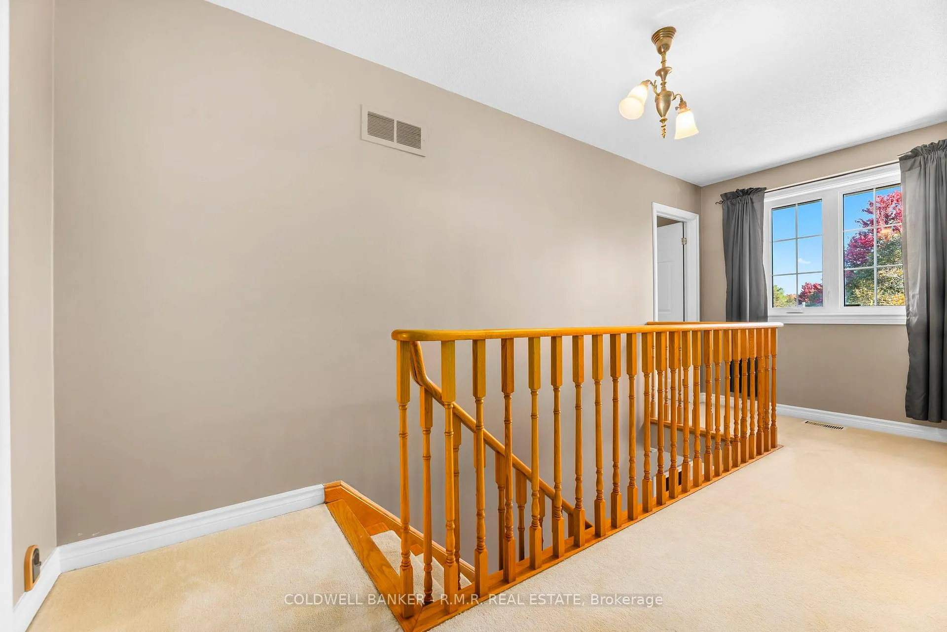 Photo 22 of 24 Testa Road, Uxbridge — HOMEH