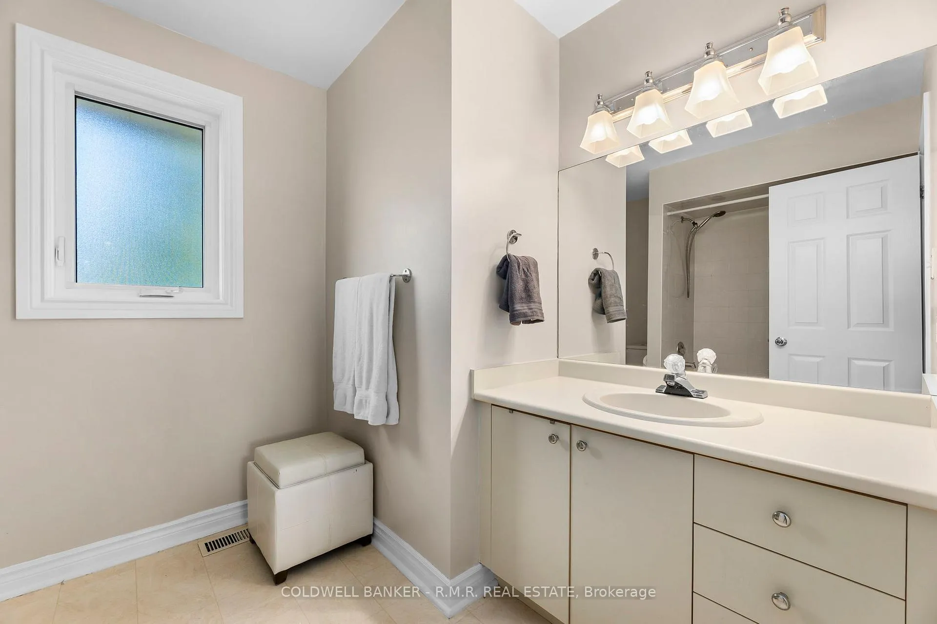 Photo 23 of 24 Testa Road, Uxbridge — HOMEH