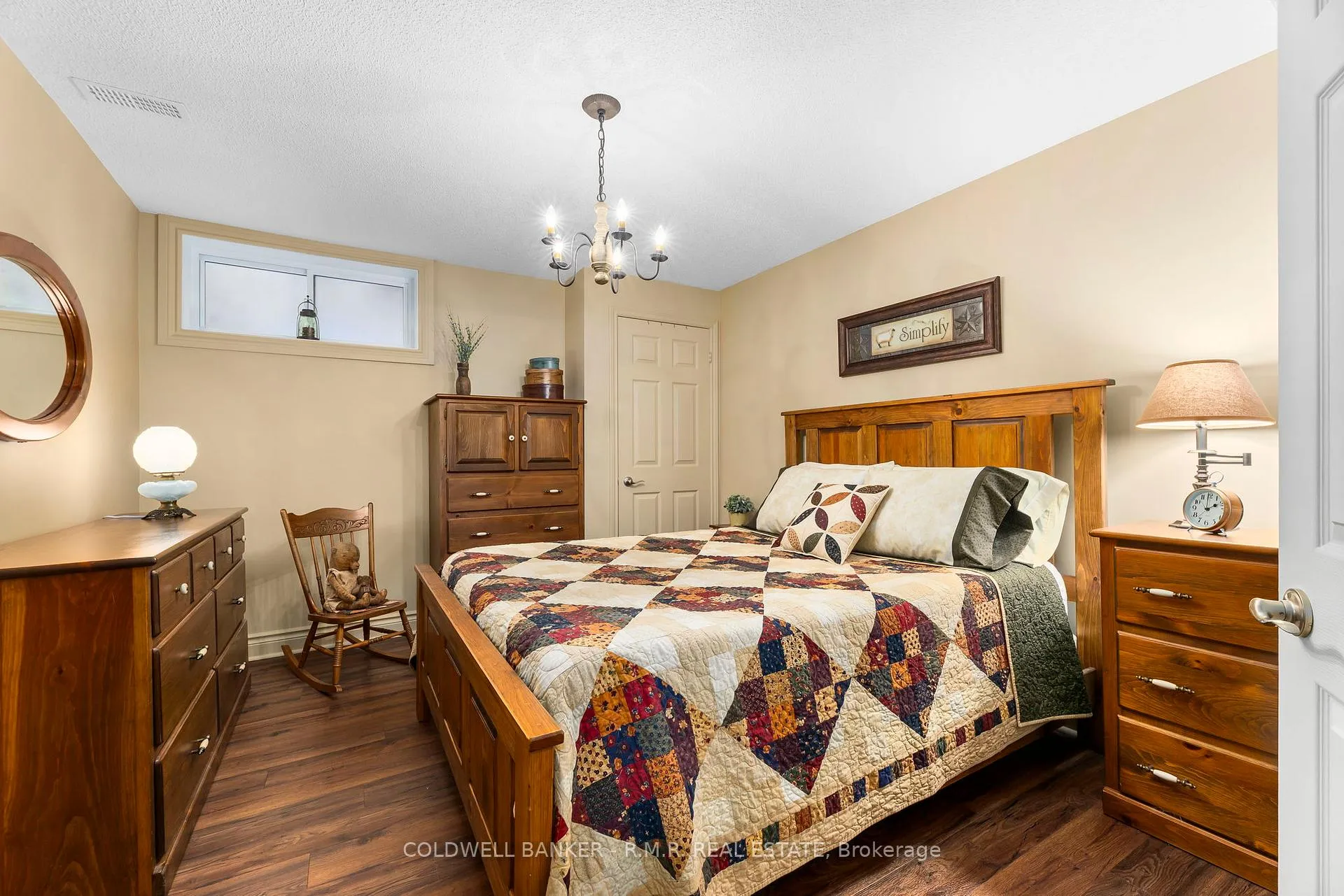 Photo 32 of 24 Testa Road, Uxbridge — HOMEH