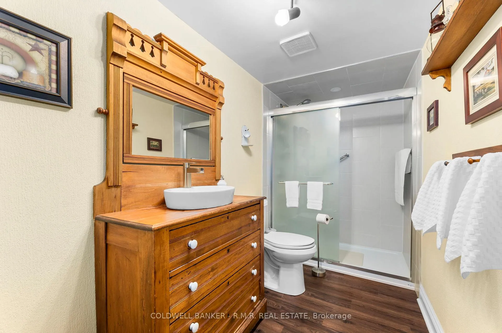Photo 36 of 24 Testa Road, Uxbridge — HOMEH