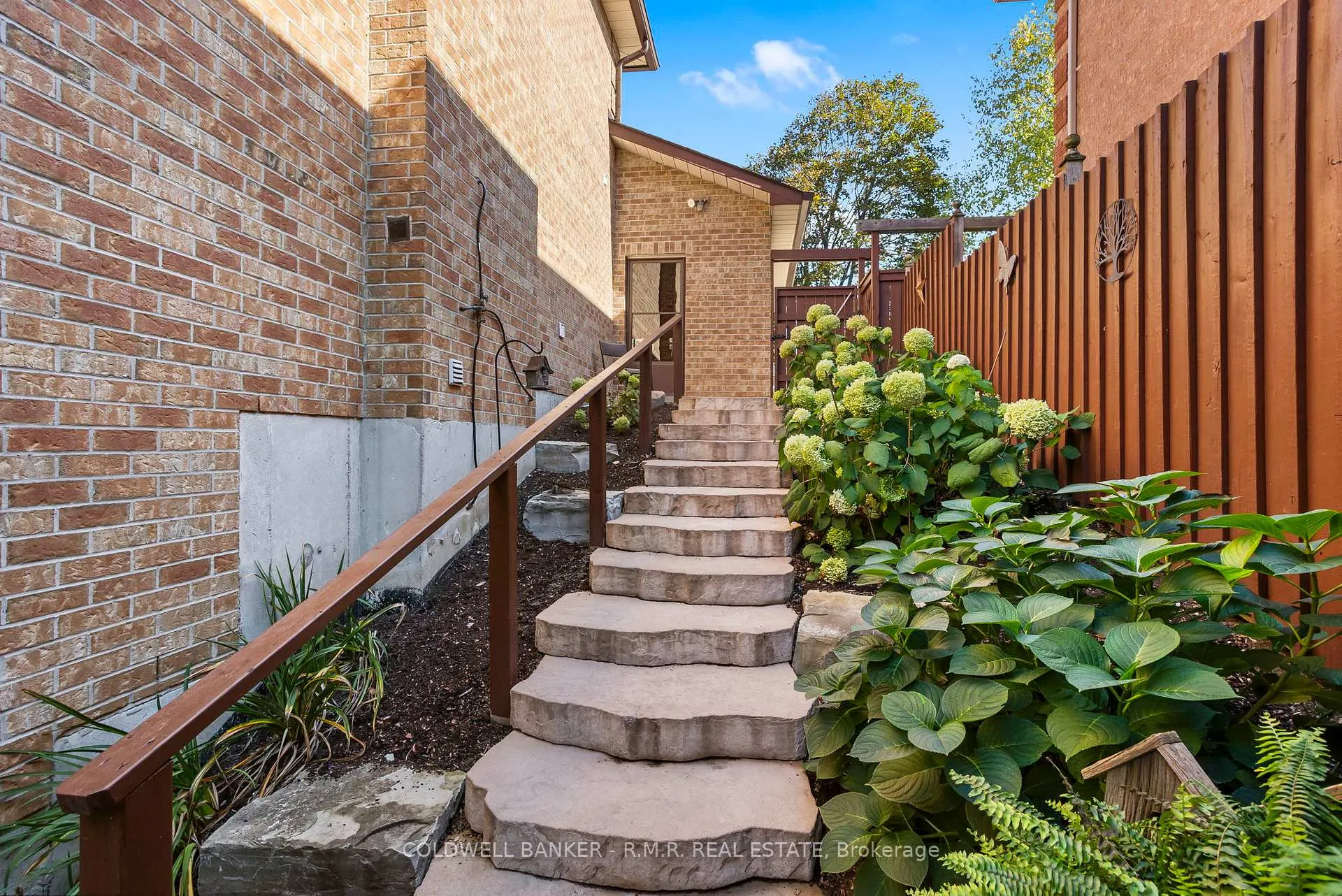 Photo 41 of 24 Testa Road, Uxbridge — HOMEH