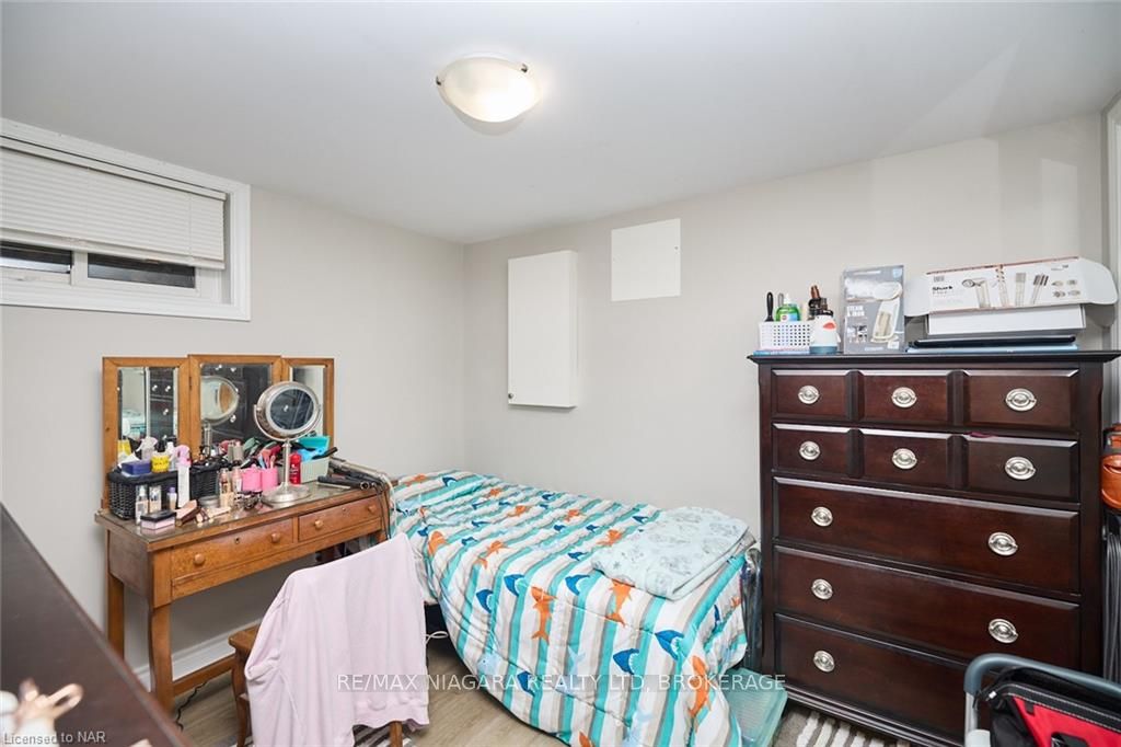 Photo 21 of 46 Diffin Drive, Welland, Prince Charles — HOMEH