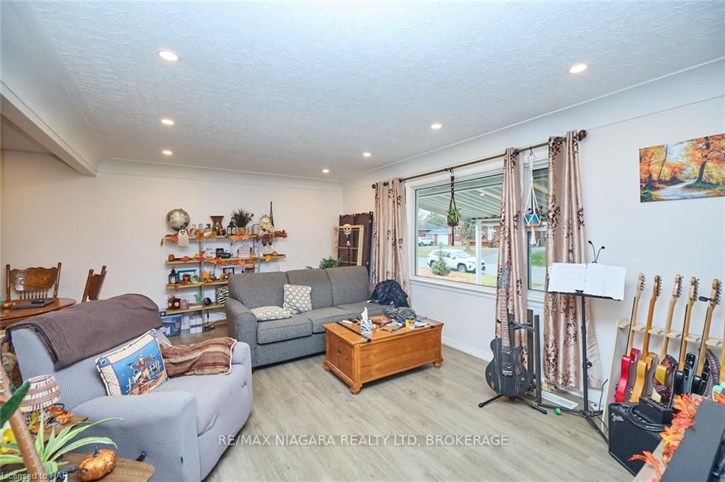 Photo 22 of 46 Diffin Drive, Welland, Prince Charles — HOMEH