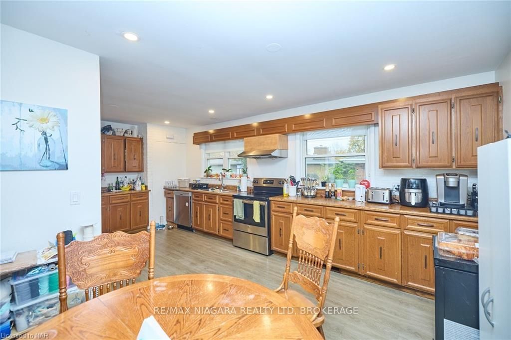 Photo 25 of 46 Diffin Drive, Welland, Prince Charles — HOMEH