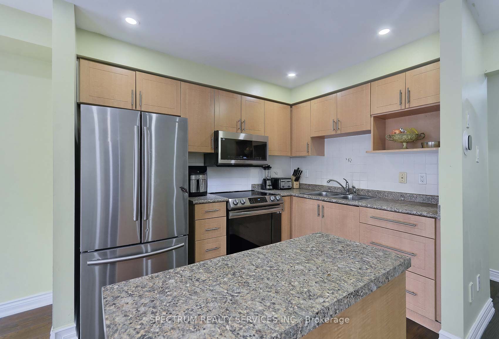 Photo 52 of 109 Kelso Crescent, Vaughan, Maple — HOMEH
