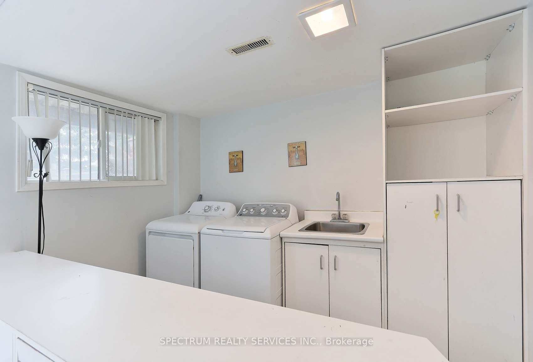 Photo 74 of 109 Kelso Crescent, Vaughan, Maple — HOMEH