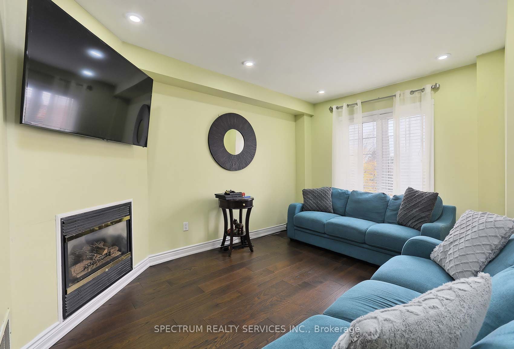 Photo 48 of 109 Kelso Crescent, Vaughan, Maple — HOMEH