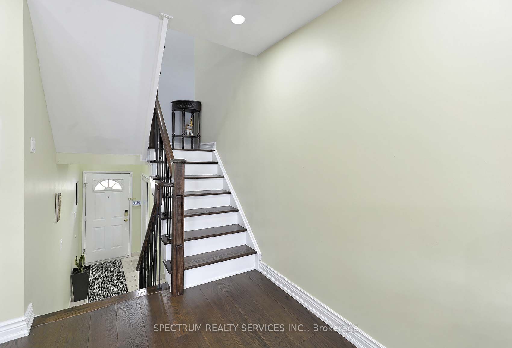 Photo 58 of 109 Kelso Crescent, Vaughan, Maple — HOMEH