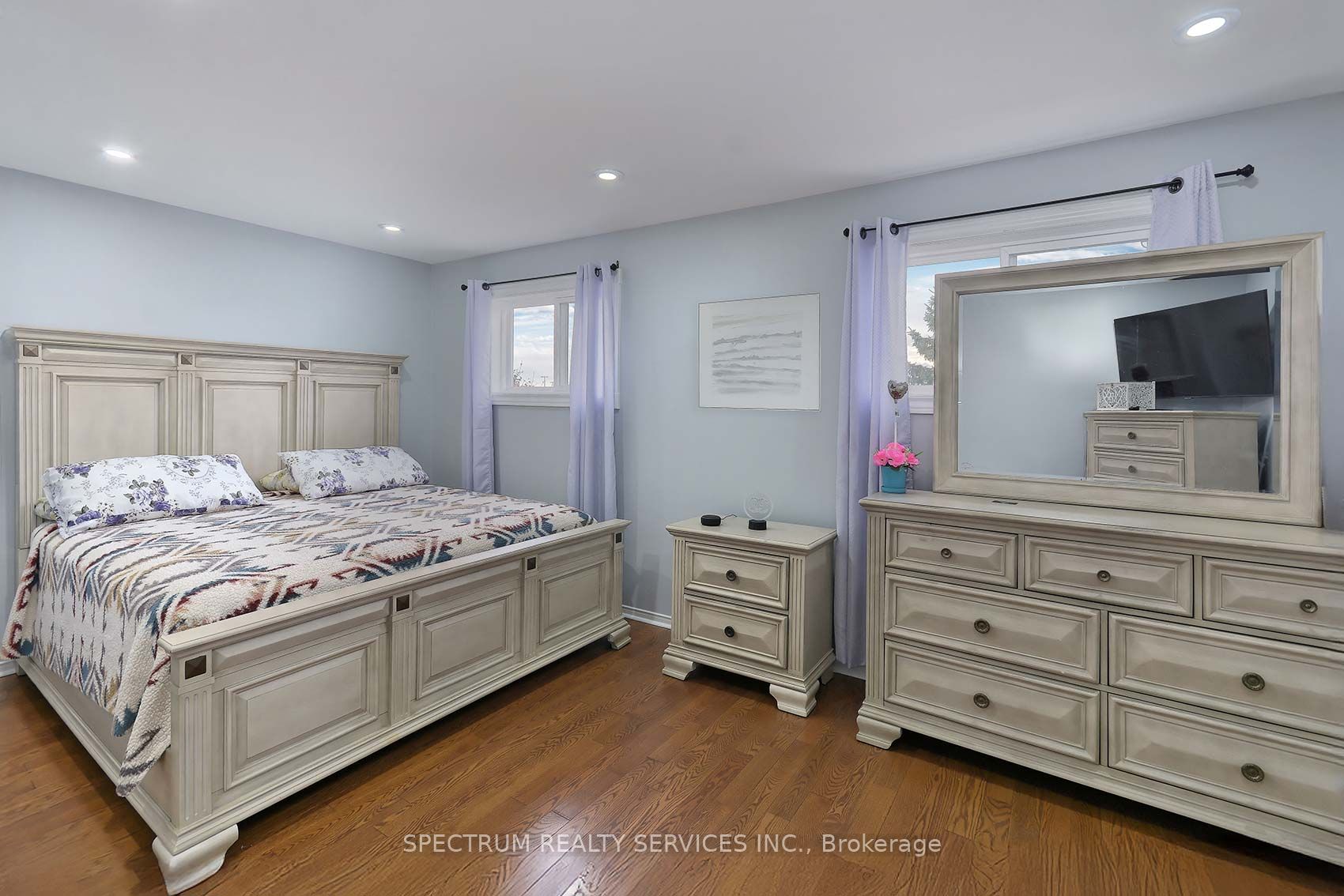 Photo 61 of 109 Kelso Crescent, Vaughan, Maple — HOMEH