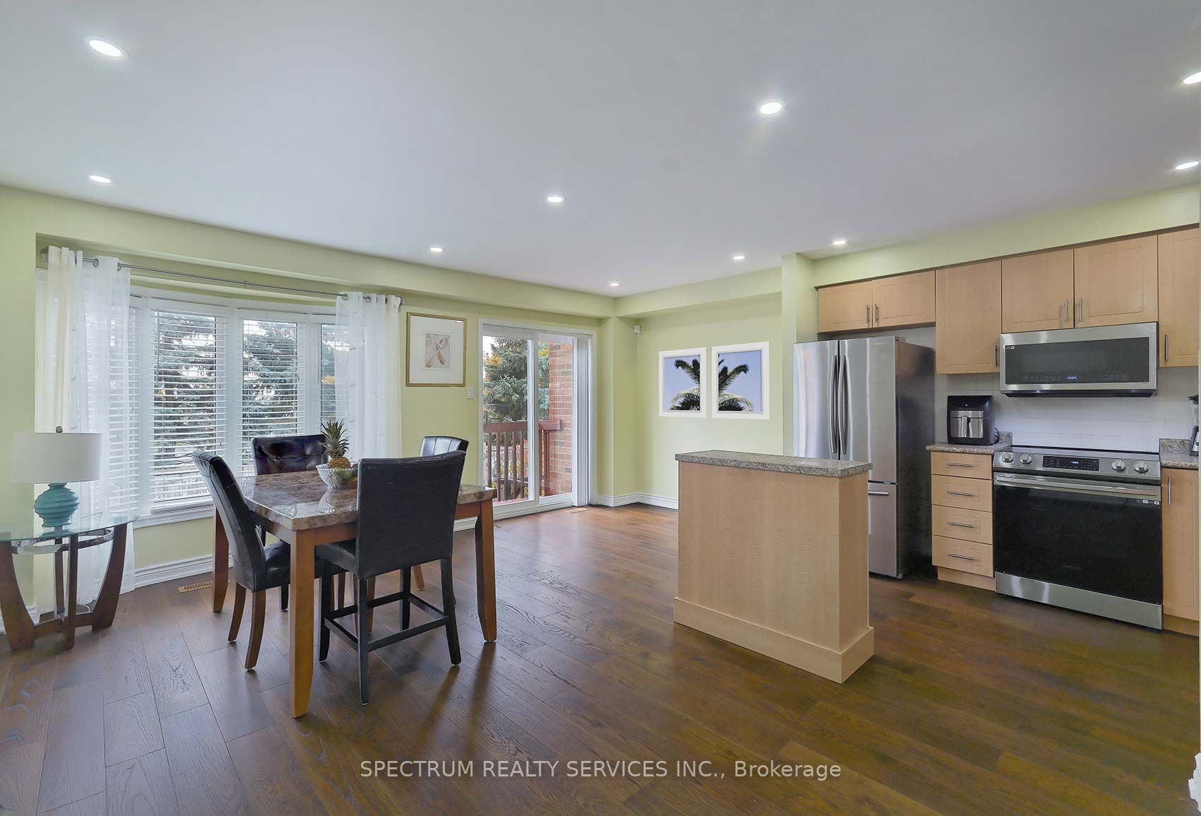Photo 51 of 109 Kelso Crescent, Vaughan, Maple — HOMEH
