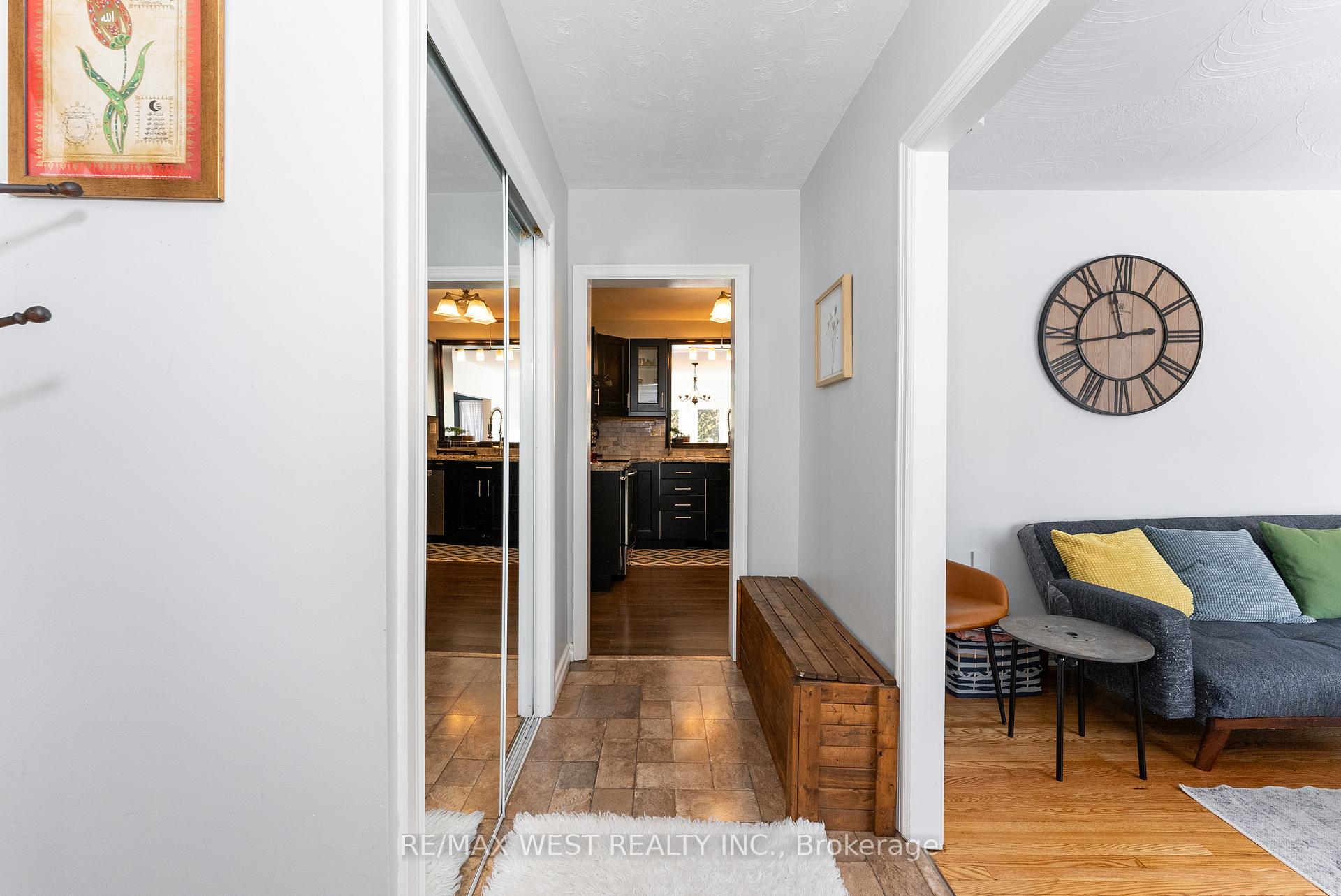 Photo 5 of 976 Olive Avenue, Oshawa, Donevan — HOMEH