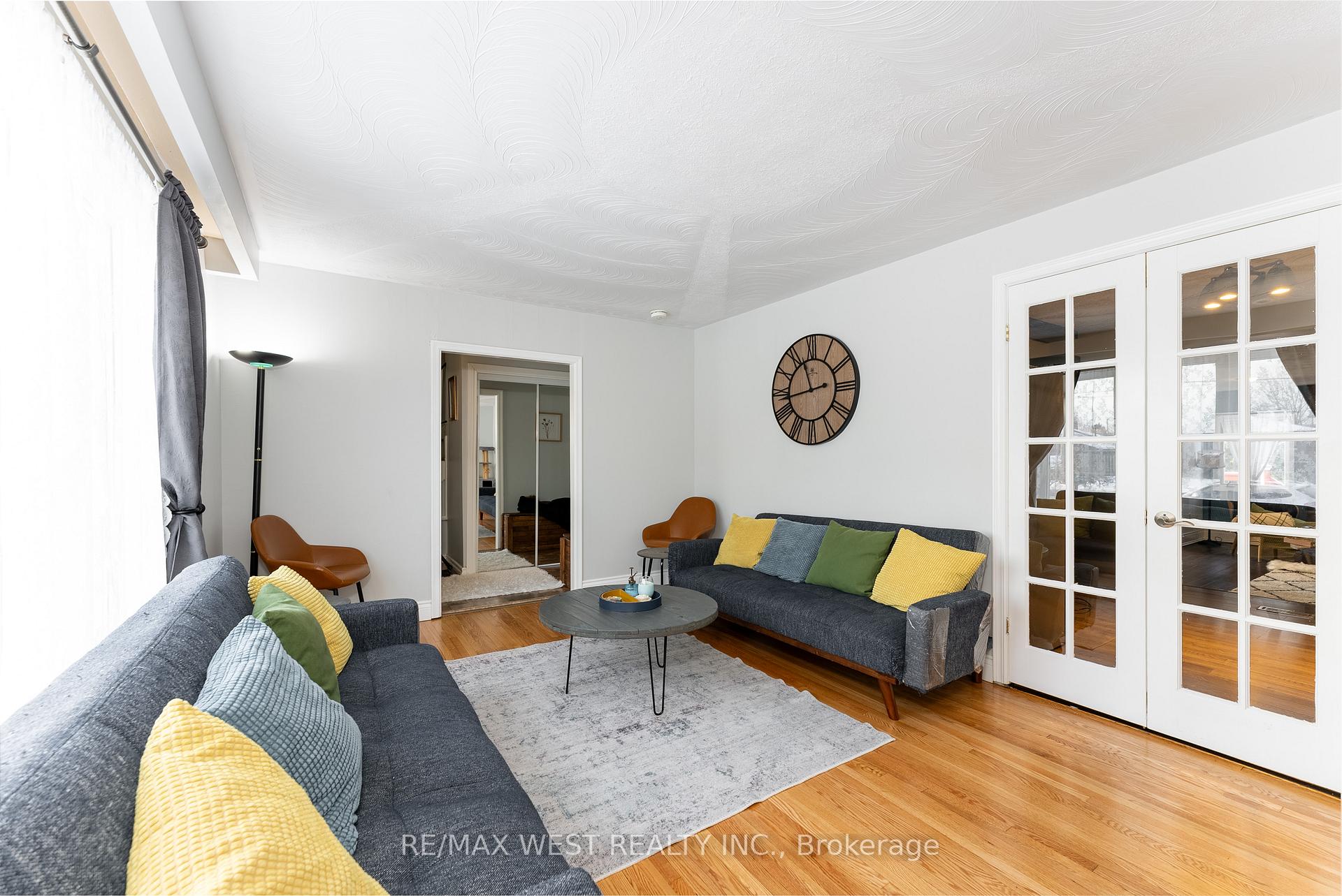Photo 7 of 976 Olive Avenue, Oshawa, Donevan — HOMEH